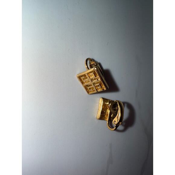 Givenchy Square 4G Logo Clip-On Earrings - Vintage Gold-Tone - Picture 2 of 5